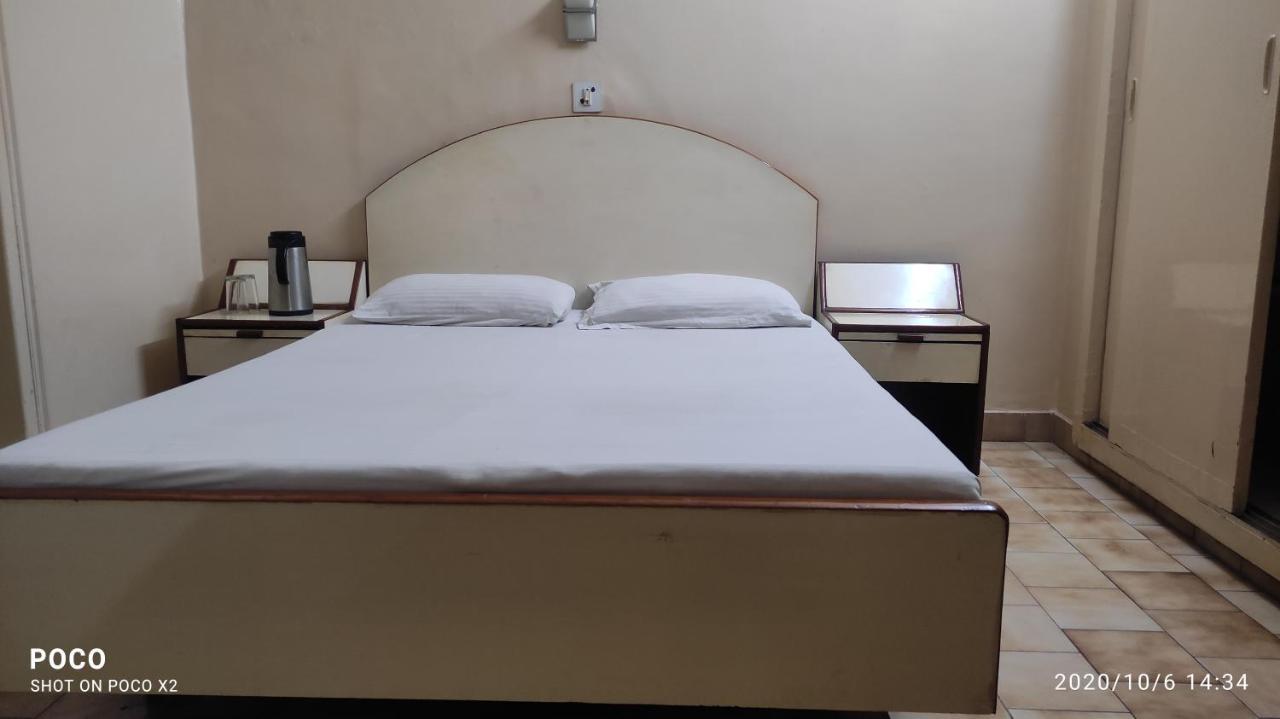 Hotel The Tourist - 1 Min From New Delhi Railway Station Eksteriør billede
