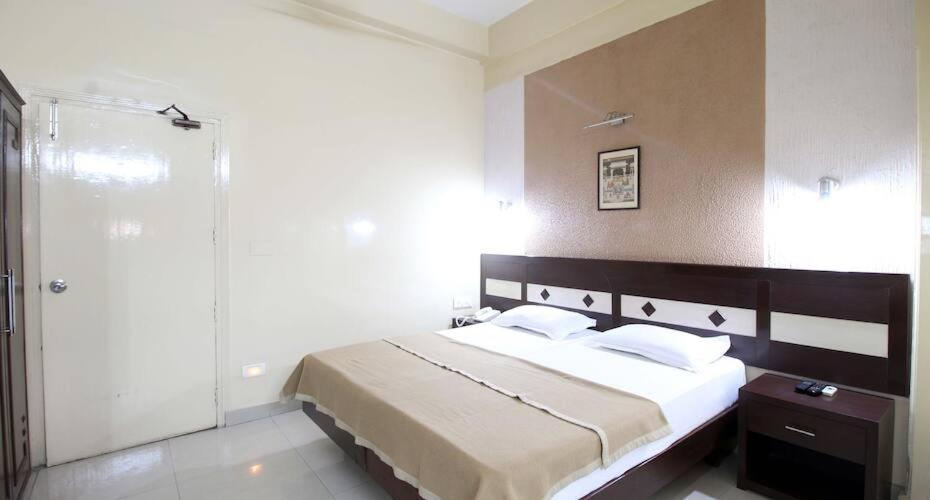 Hotel The Tourist - 1 Min From New Delhi Railway Station Eksteriør billede